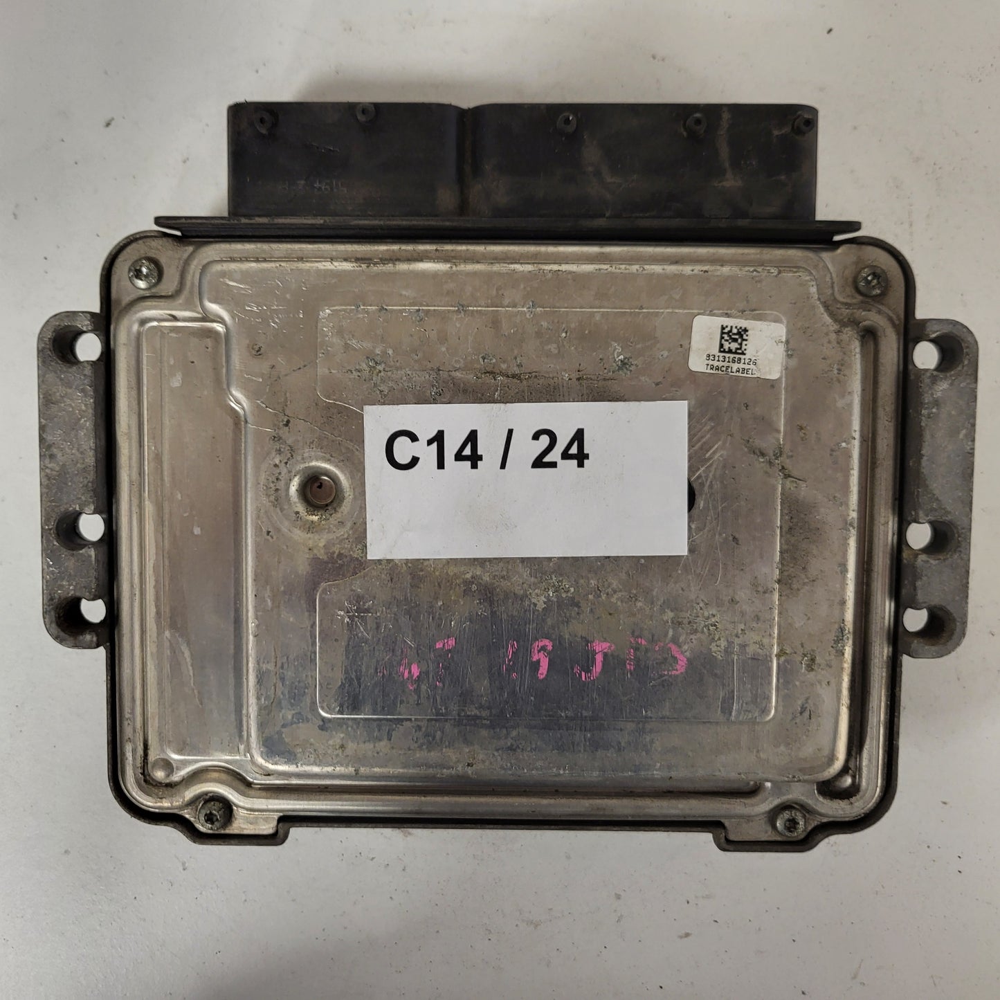 ALFA ROMEO GT  ECU / 0281012882 / 51806557 / BOSCH