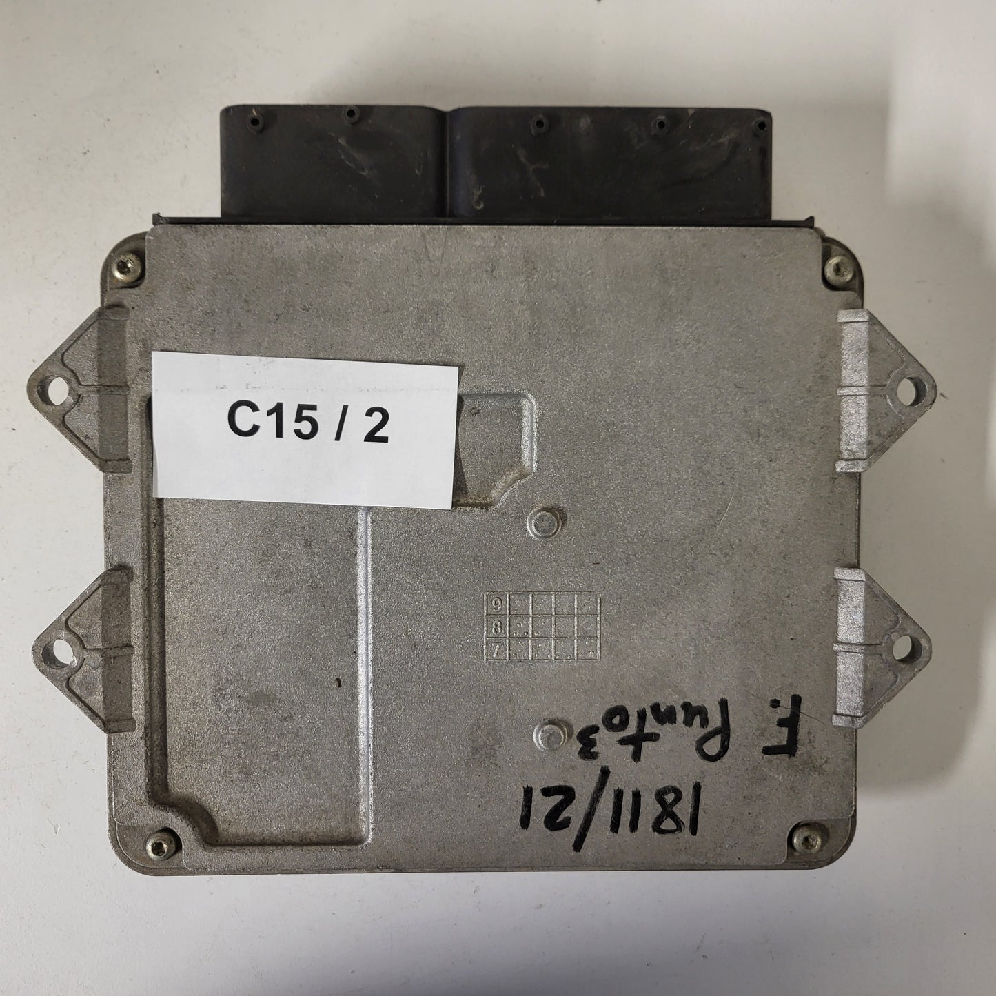 FIAT PUNTO ECU / MJD 6JF.P3 / 55195817 / HW01B / 71600.004.04 / MAGNETI MARELLI