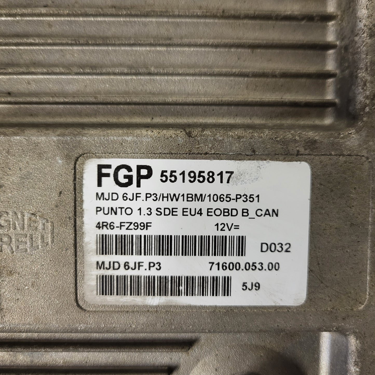 FIAT PUNTO ECU / MJD 6JF.P3 / 55195817 / HW1BM / 71600.053.00 / MAGNETI MARELLI