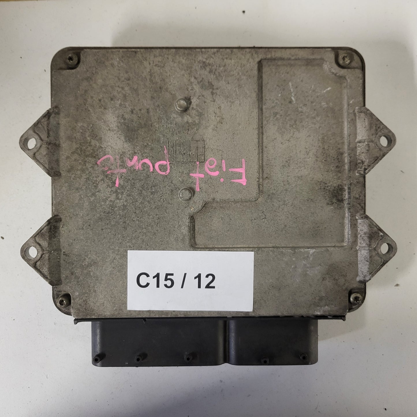 FIAT PUNTO ECU / MJD 6JF.P3 / 55195817 / HW1BM / 71600.053.00 / MAGNETI MARELLI