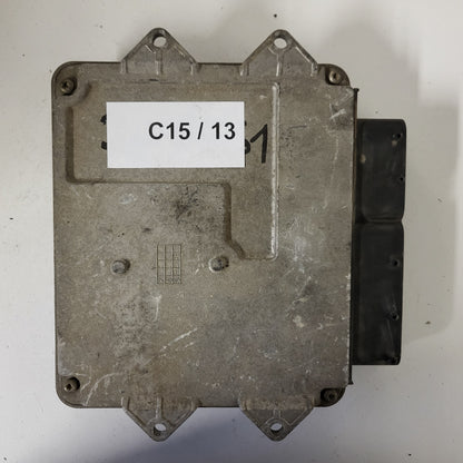 FIAT PUNTO ECU / MJD 6JF.P3 / 55195817 / HW1BM / 71600.053.00 / MAGNETI MARELLI
