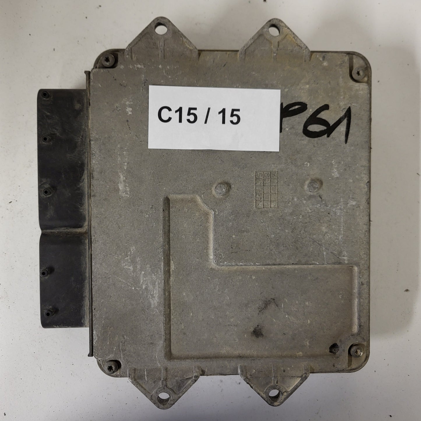 FIAT PUNTO ECU / MJD 6JF.P3 / 55195817 / HW1BM / 71600.053.00 / MAGNETI MARELLI