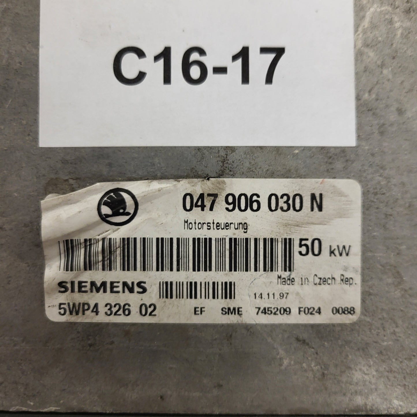 ŠKODA FELICIA ECU / 047906030N / 5WP432602 / 5WP4 / SIEMENS