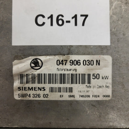 ŠKODA FELICIA ECU / 047906030N / 5WP432602 / 5WP4 / SIEMENS