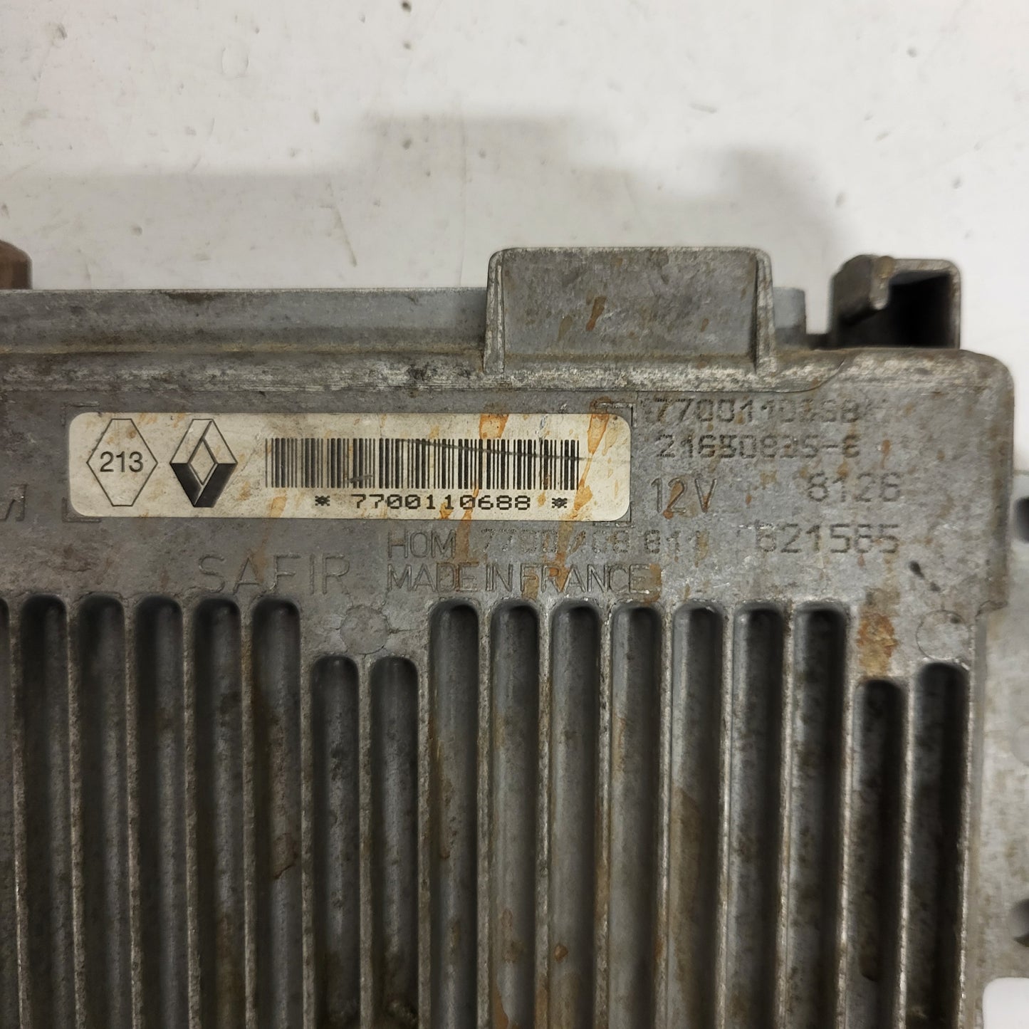 RENAULT KANGOO ECU / 7700110688 / 7700110688 / 21650835-6 / SAFIR