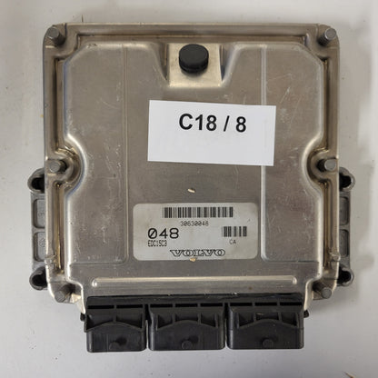 Volvo S40 V40 ECU / 0281010441 / HOM8200065996 / 8200126494 / BOSCH