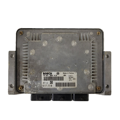 Citroen C5 ECU / 0261206419 / 9637137380 / ME7.4.6 / BOSCH