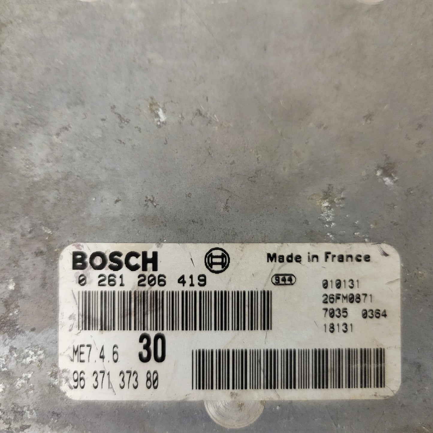 Citroen C5 ECU / 0261206419 / 9637137380 / ME7.4.6 / BOSCH