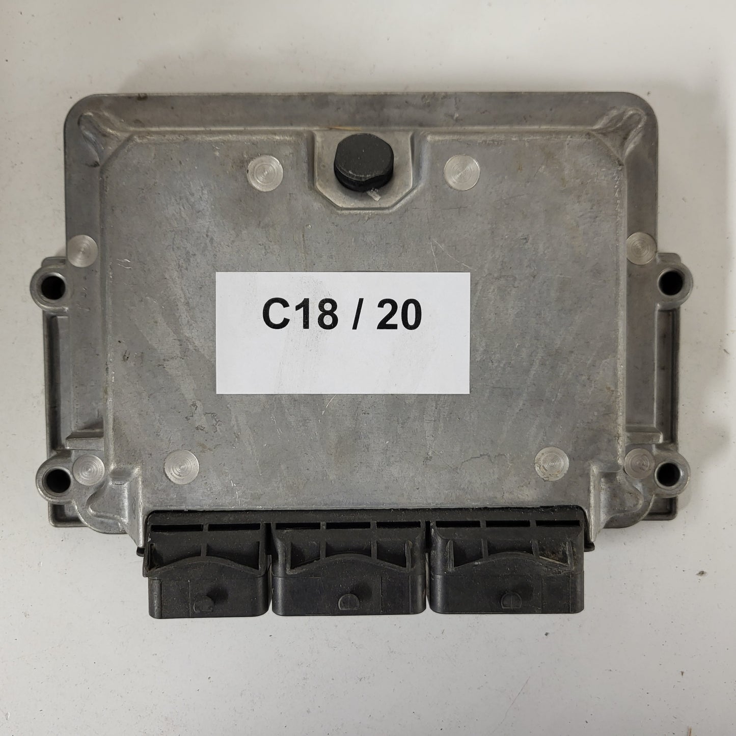 Citroen C5 ECU / 0261206419 / 9637137380 / ME7.4.6 / BOSCH