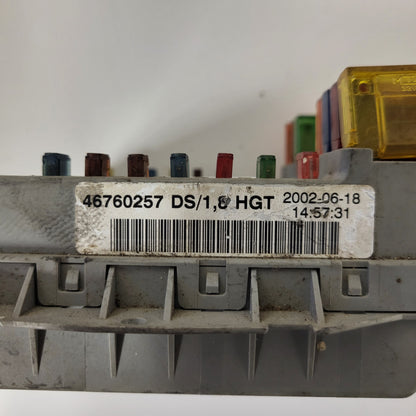 FIAT PUNTO 1.8 HGT ECU / 46760257DS / 46760257 / DELPHI FUSE BOX