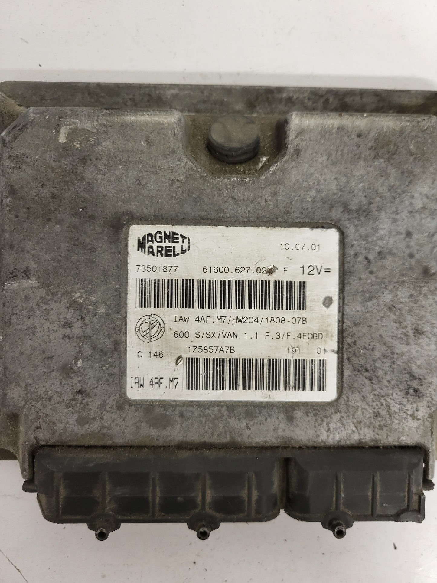 Fiat 600 ECU / IAW4AF.M7 / 73501877 / HW204 / MAGNETI MARELLI