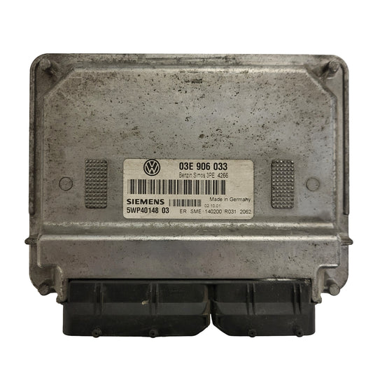 VW POLO ECU / 03E906033 / 5WP40148 03 / 5WP4014803 / SIEMENS