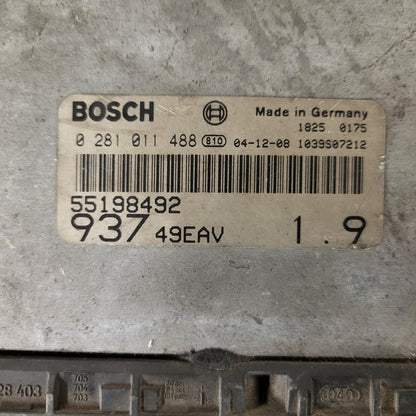 ALFA ROMEO 147 ECU / 0281011488 / 55198492 / BOSCH