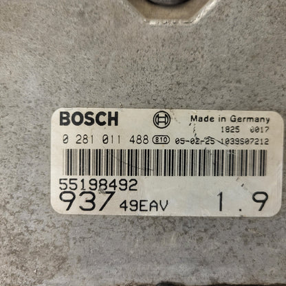 ALFA ROMEO 147 ECU / 0281011488 / 55198492 / BOSCH