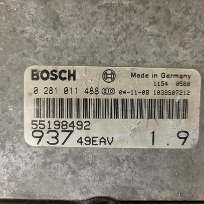 ALFA ROMEO 147 ECU / 0281011488 / 55198492 / BOSCH