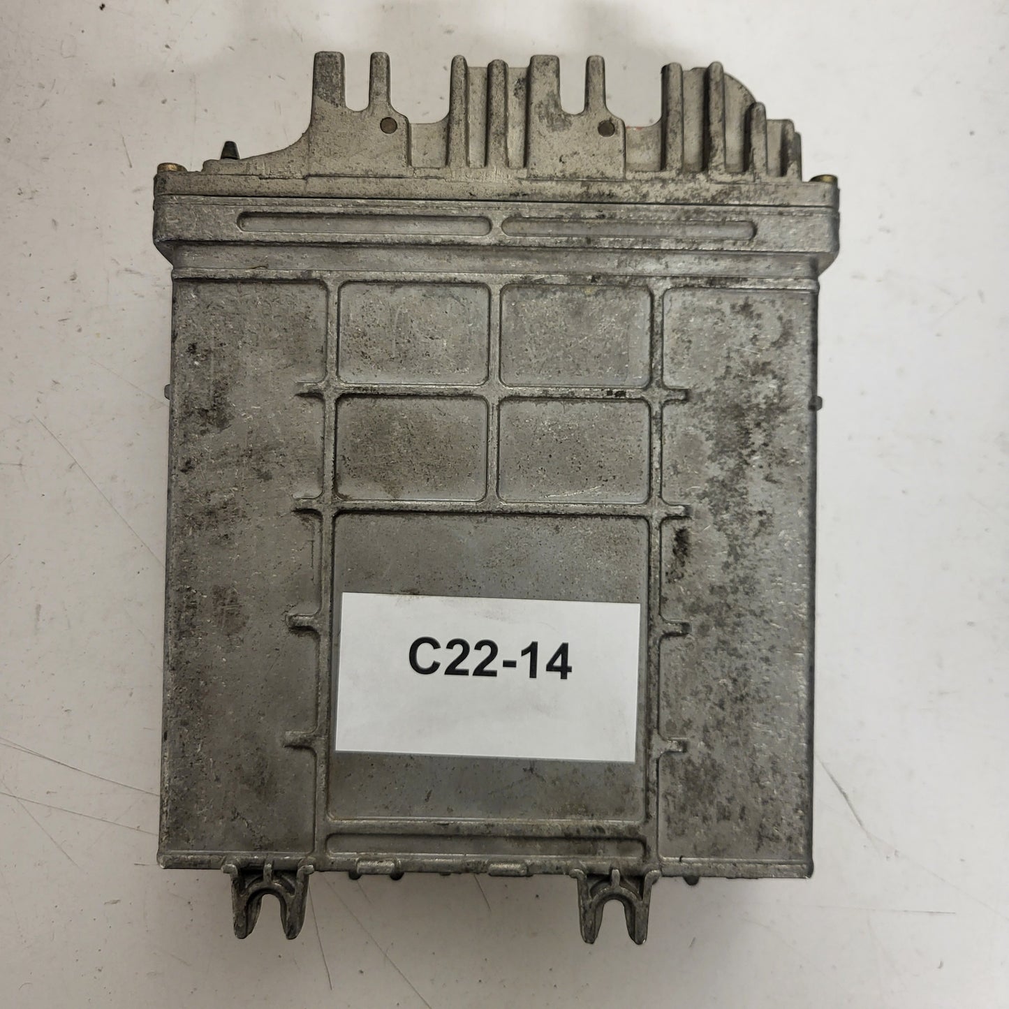 VW GOLF 3 1.9 TDI ECU / 0281001421/422 / 028906021BF / BOSCH