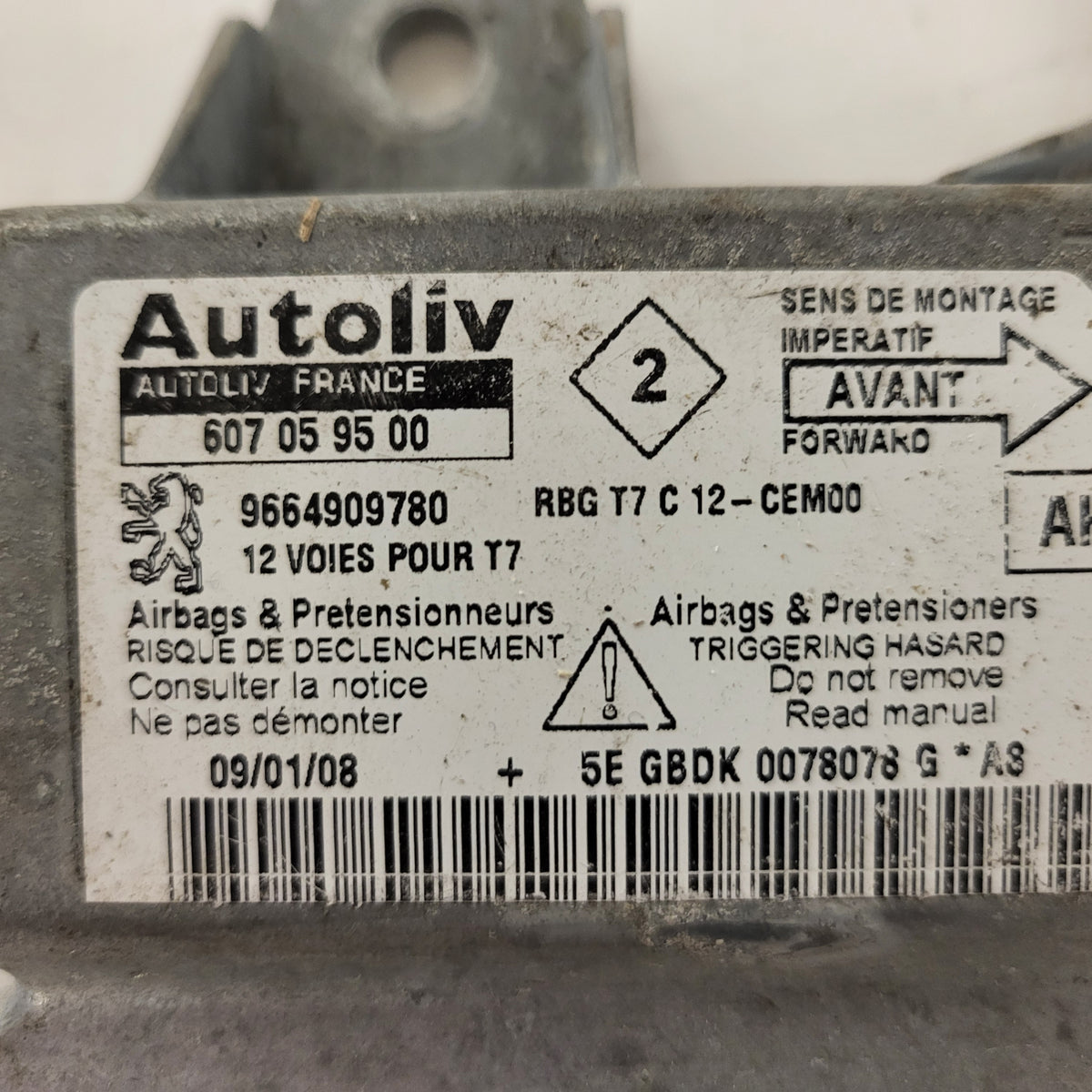 PEUGEOT 308 AIRBAG ECU / 607059500 / 9664909780 / AUTOLIV - C24-10 - 2