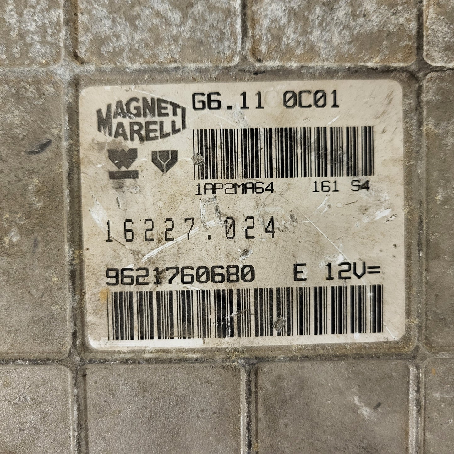 PEUGEOT CITROEN ECU / G6.11 / 9621760680 / 16227.024 / MAGNETI MARELLI