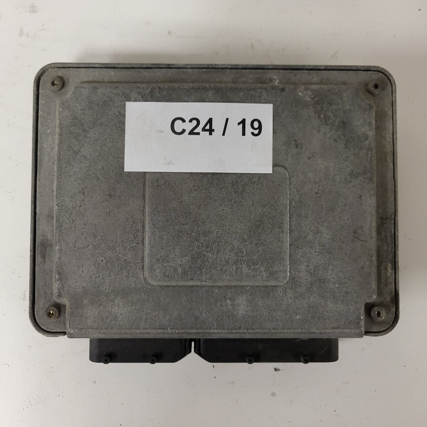 VW POLO ECU / 036906034DD / IAW 4MV.DD / 61600.663.02 / MAGNETI MARELLI