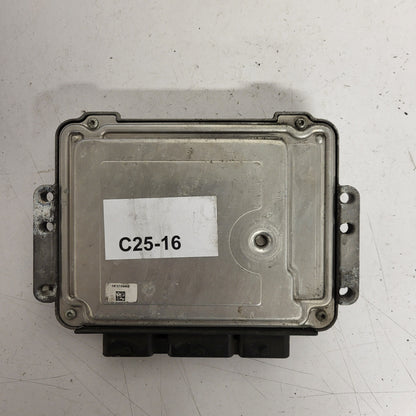 FORD ECU / 0281011701 / 6M51-12A650-NB / 9BXB / 1039S16296 / BOSCH