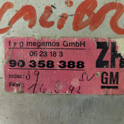 Opel CALIBRA ECU / 90358388 / 0623183 / GM