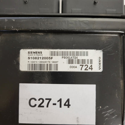 VOLVO S40 V40 ECU / S108212005F / P30614724 / SIEMENS
