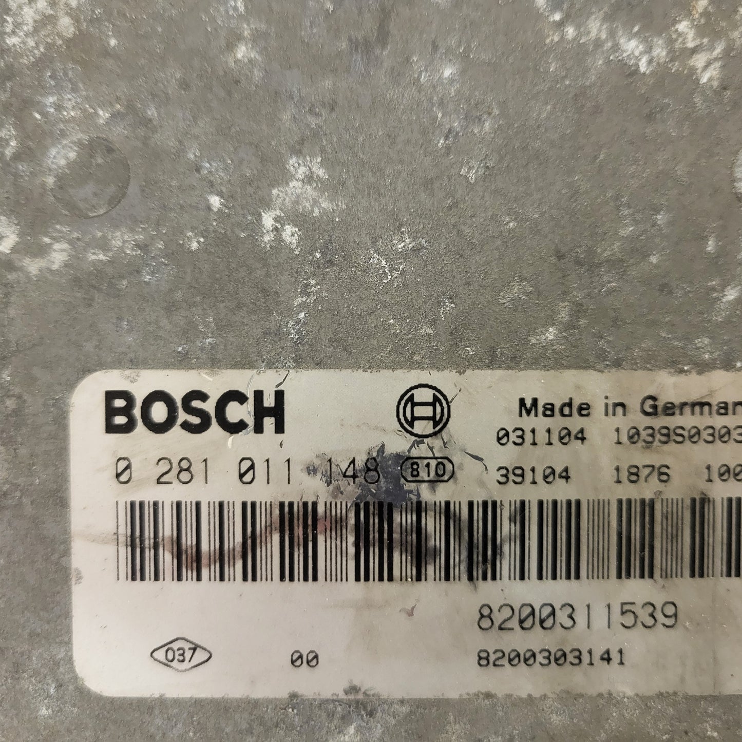 Renault ECU / 0281011148 / 8200311539 / 8200303141 / BOSCH