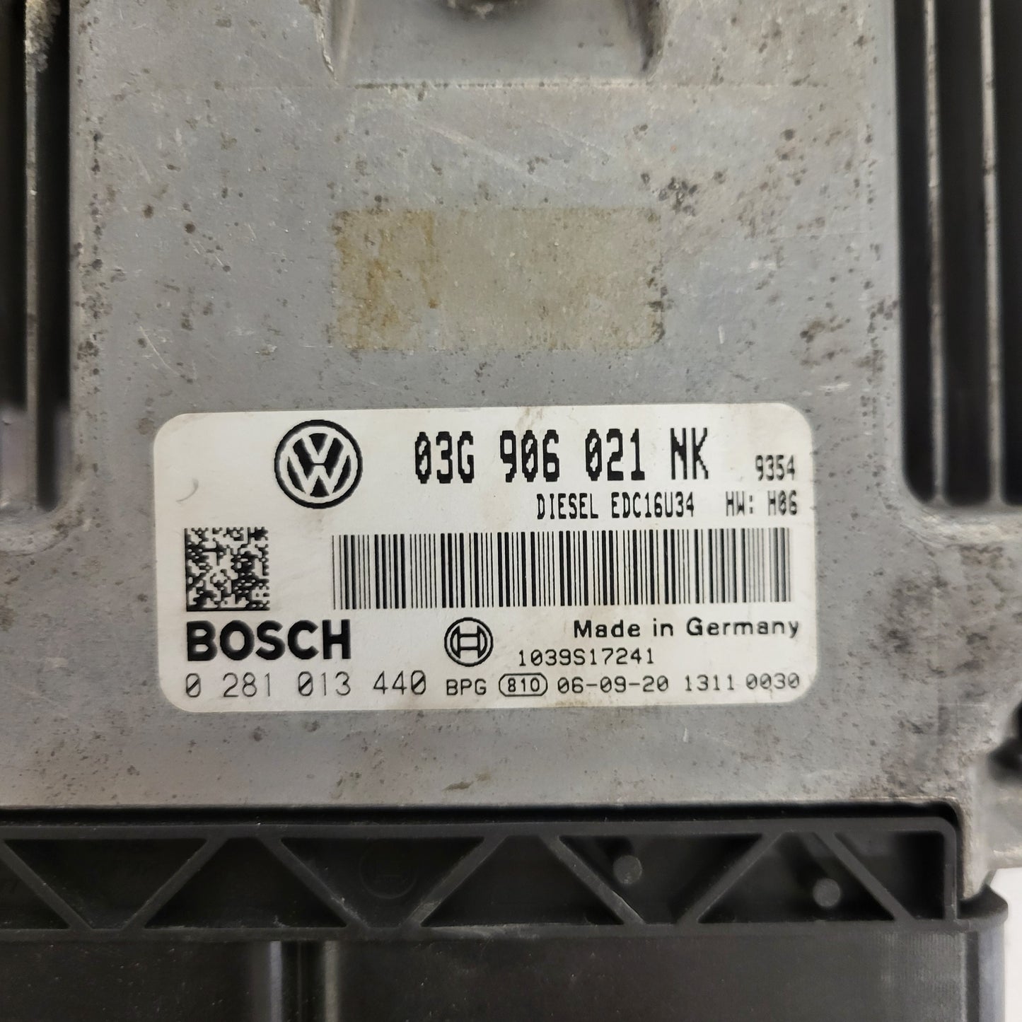 VW PASSAT B6 ECU / 03G906021NK / 0281013440 / EDC16U34 / BOSCH
