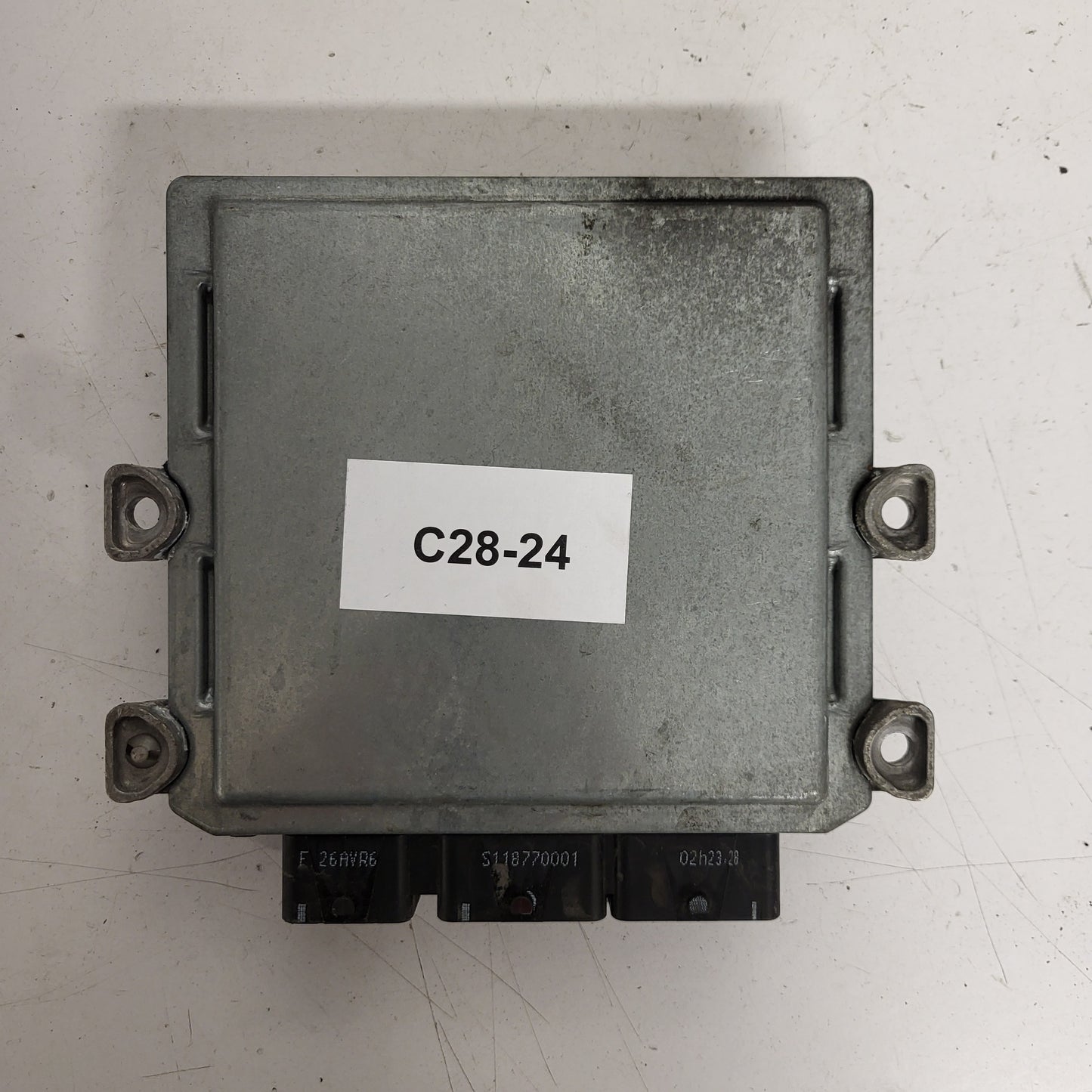 VOLVO V50 ECU / 5WS40328C-T / 31211081AA / SID803A / D1.H / J38AC / SIEMENS