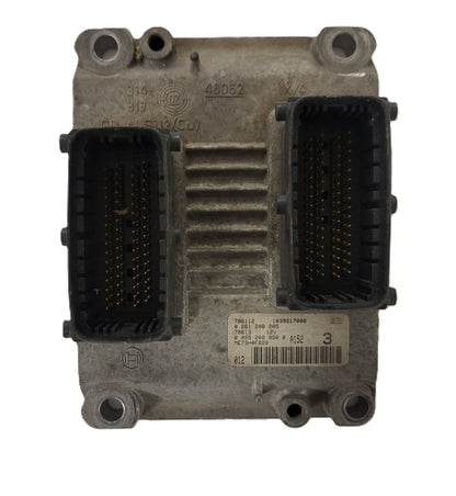 Fiat LANCIA ECU / 0261208205 / 00552088560 / ME73H4F020 / ME73 / BOSCH