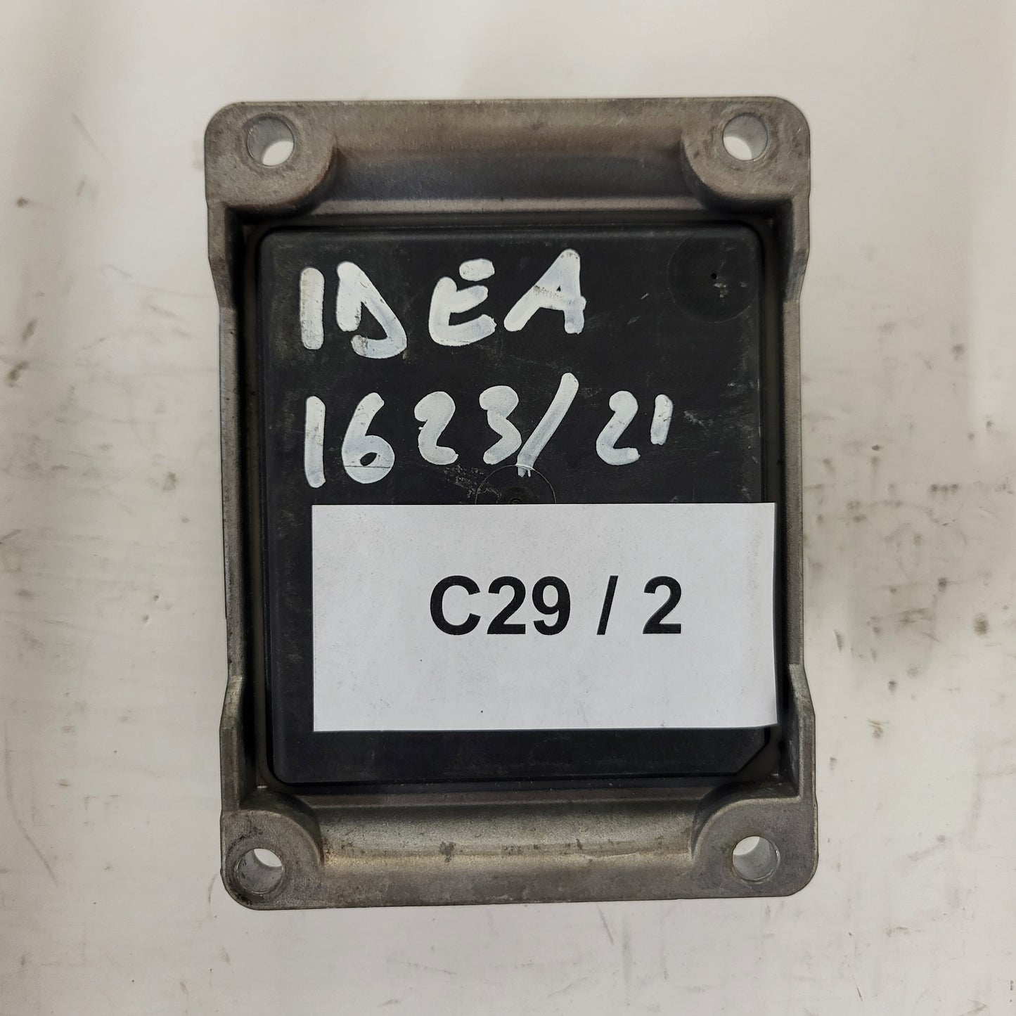 Fiat LANCIA ECU / 0261208205 / 00552088560 / ME73H4F020 / ME73 / BOSCH