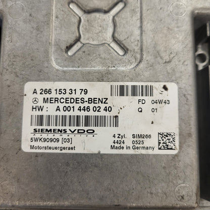 MERCEDES A W169 ECU / 51779335 / A0014460240 / 5WK90909 / SIM266 / SIEMENS