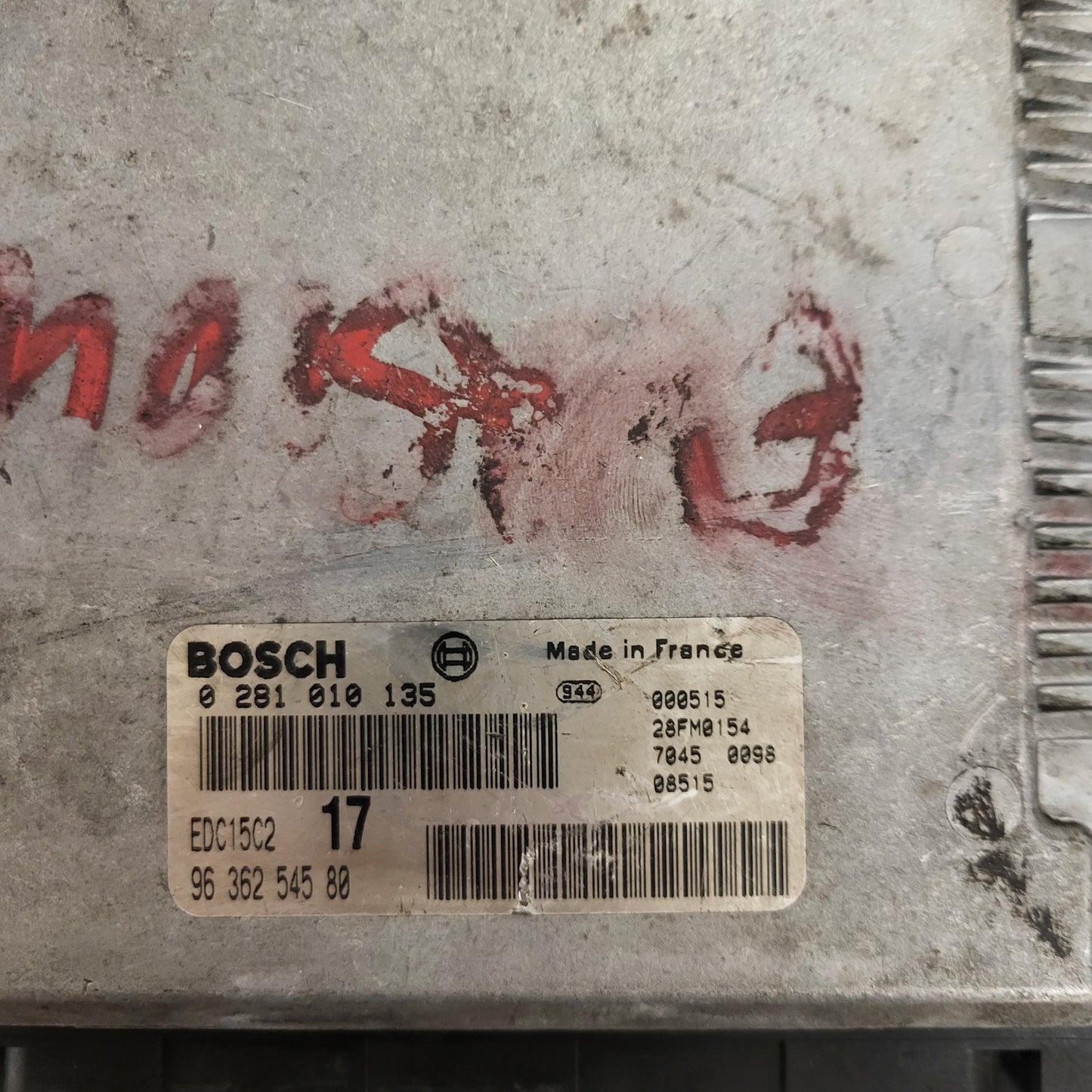 Peugeot 806 ECU / 0281010135 / 9636254580 / EDC15C2 / BOSCH