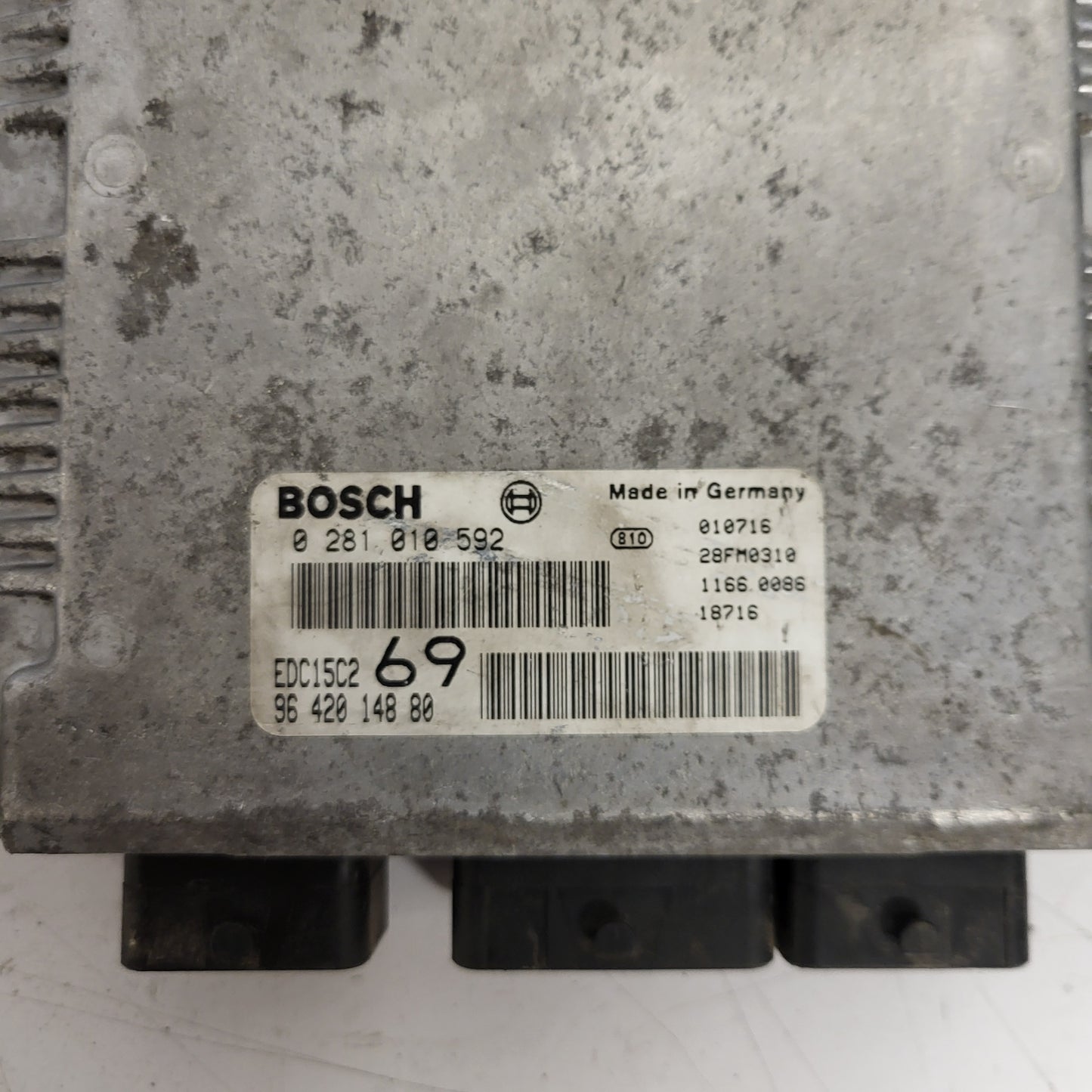 Peugeot Citroen ECU / 0281010592 / 9642014880 / EDC15C2 / BOSCH