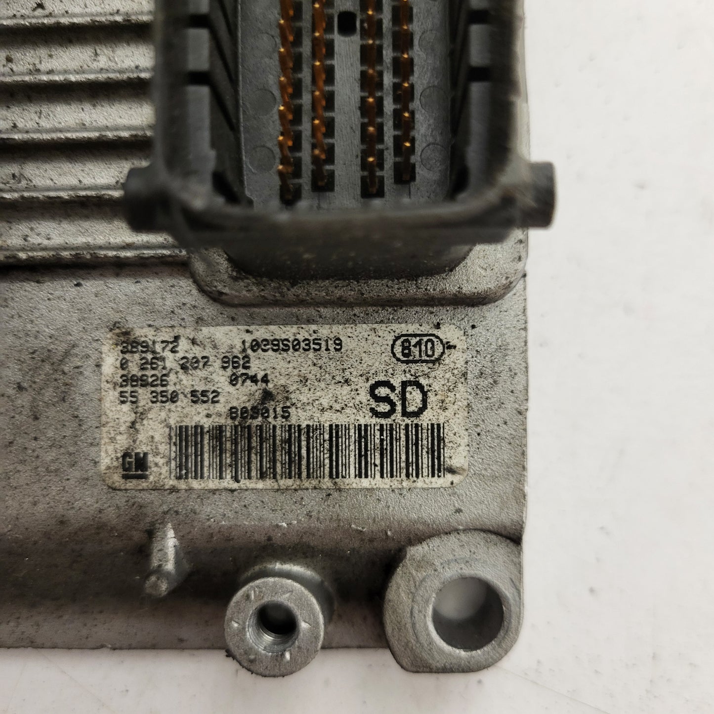 OPEL CORSA ECU / 0261207962 / 55350552 / SD / BOSCH