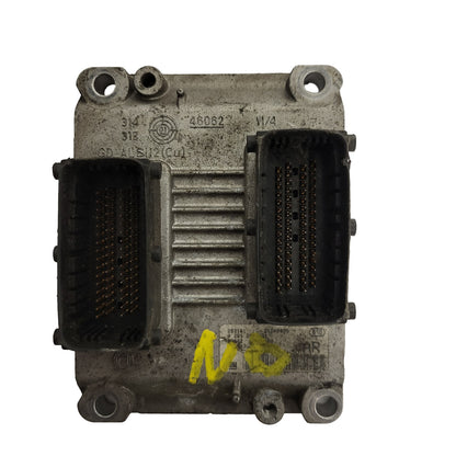 OPEL CORSA ECU / 0261207421 / 24443795 / BOSCH