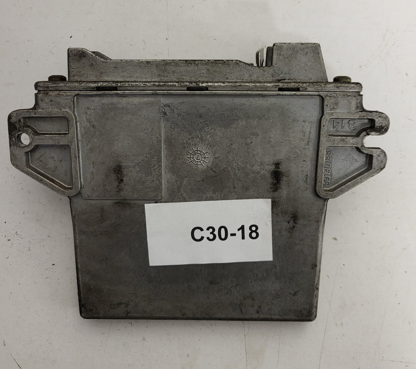 RENAULT KANGOO ECU / R04080012H / 7700104956 / 7700111206 / LUCAS