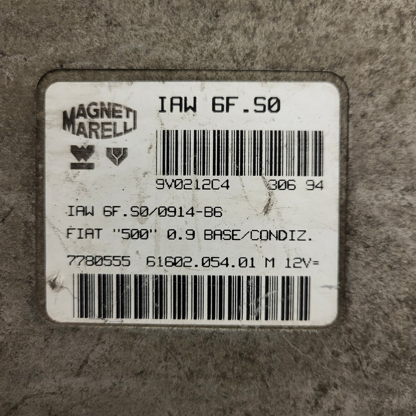 FIAT 500 ECU / IAW 6F.S0 / 7780555 / 61602.054.01 / MAGNETI MARELLI