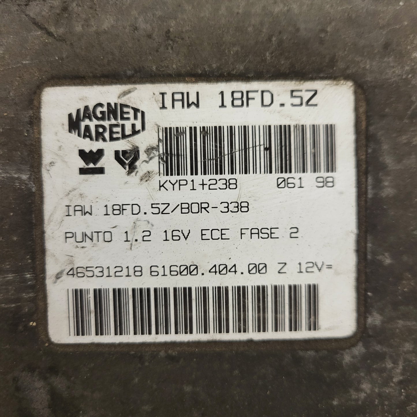 Fiat Punto 1.2 16V ECU / IAW 18FD.5Z / 46531218 / 61600.404.00 / MAGNETI MARELLI