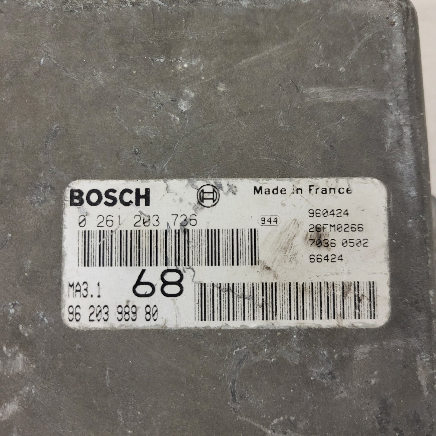 Peugeot 106 Citroen Saxo 1.1 ECU / 0261203736 / 96203998980 / MA3.1 / BOSCH