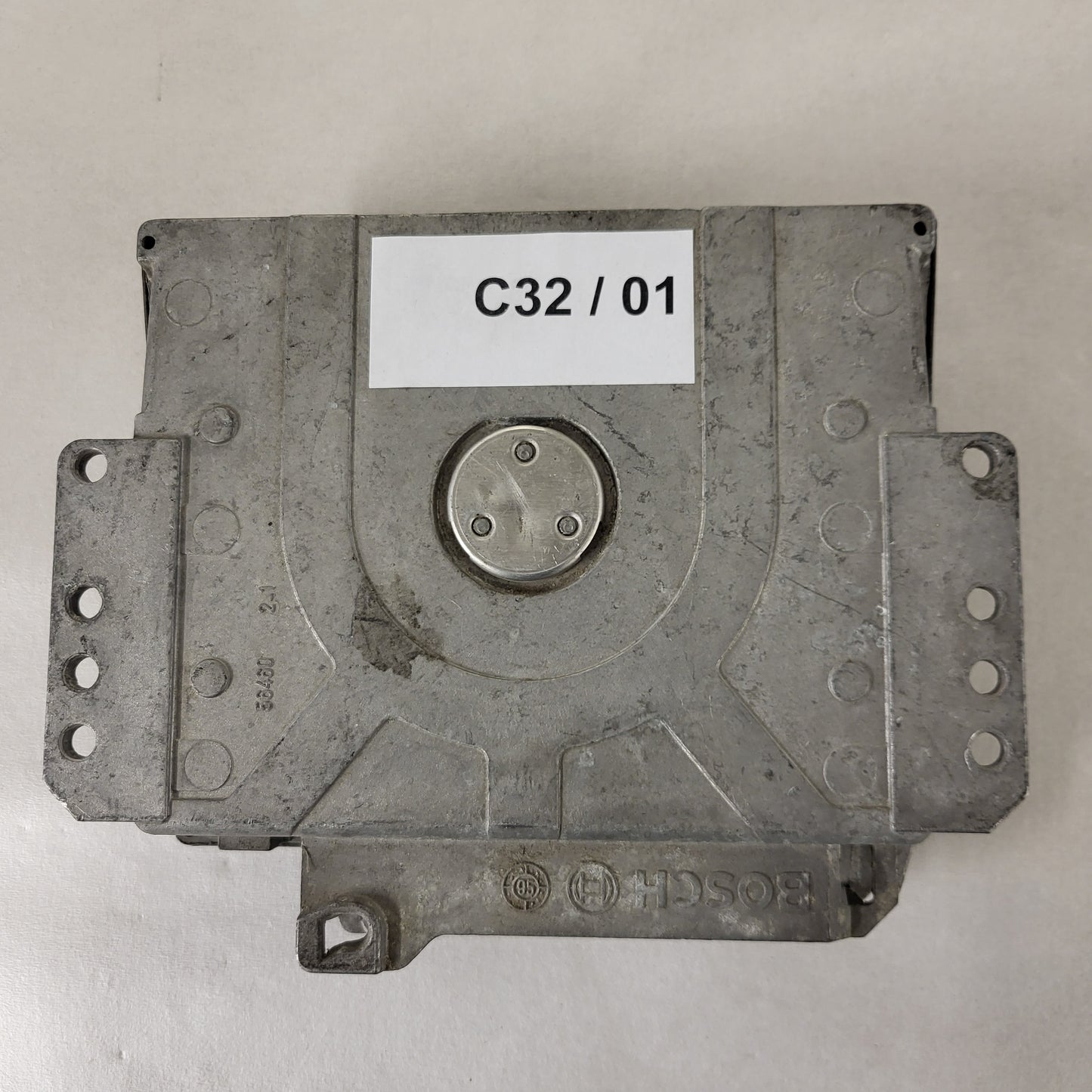Peugeot 106 Citroen Saxo 1.1 ECU / 0261203736 / 96203998980 / MA3.1 / BOSCH