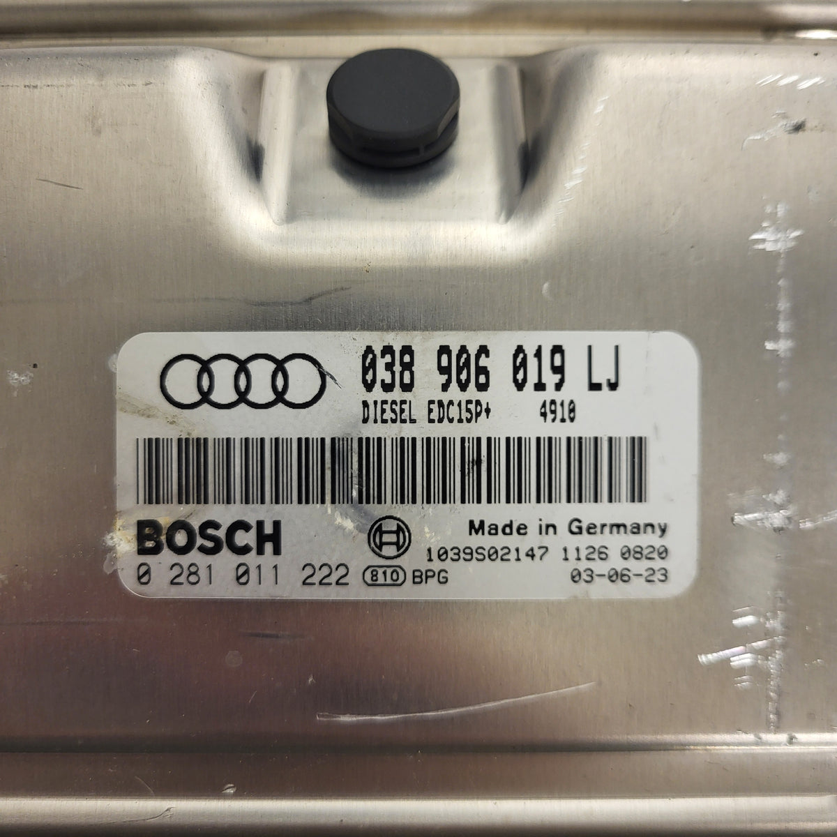 AUDI A4 ECU / 038906019LJ / 0281011222 / EDC15P+ / BOSCH - C32-18 - 2