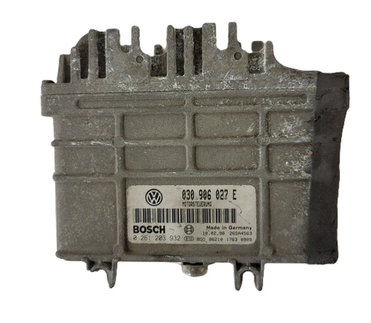 VW LUPO POLO AROSA ECU / 030906027E / 0261203932 / BOSCH