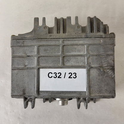 VW LUPO POLO AROSA ECU / 030906027E / 0261203932 / BOSCH