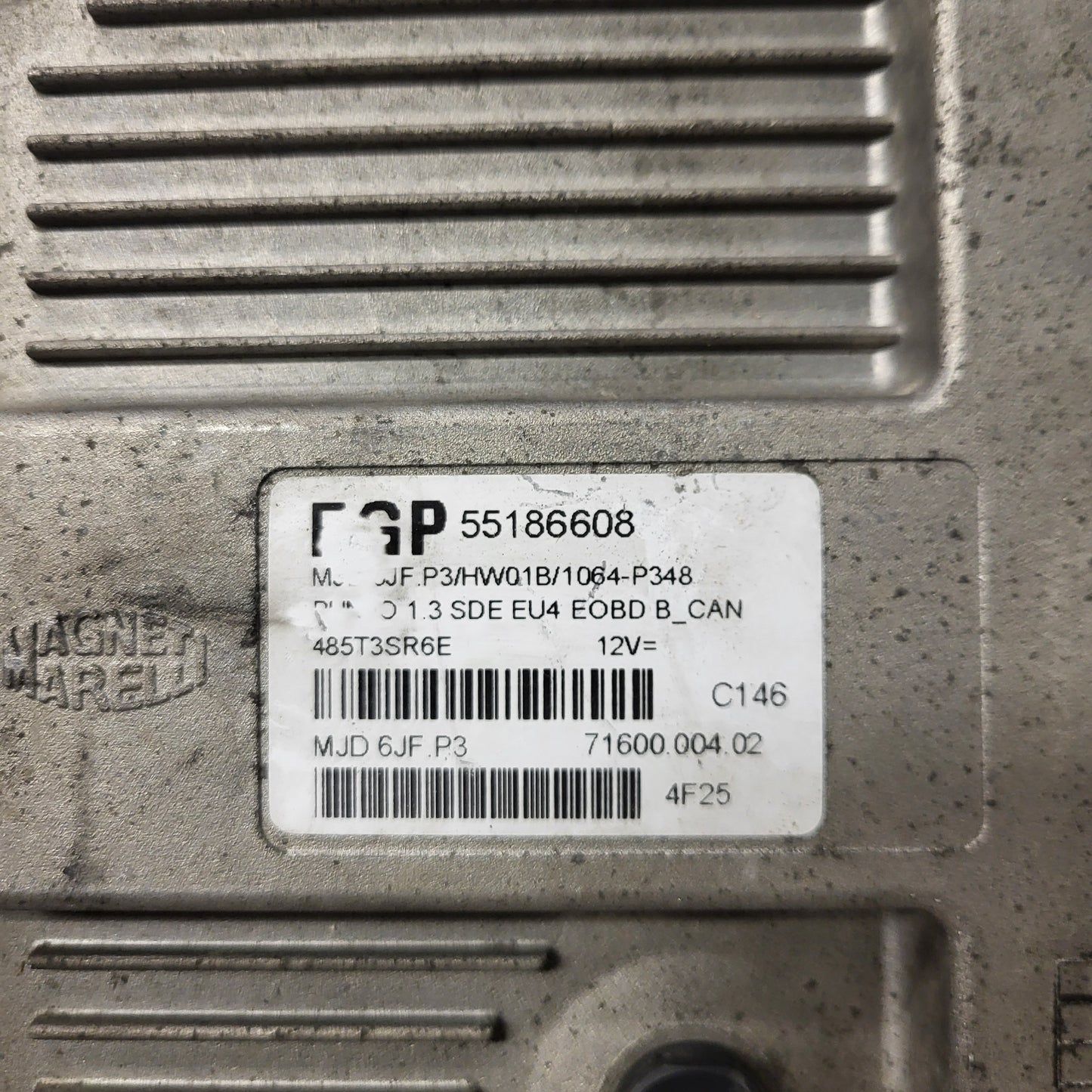Fiat Punto 1.3 ECU / 55186608 / MJD 6JF.P3 / HW01B / MAGNETI MARELLI