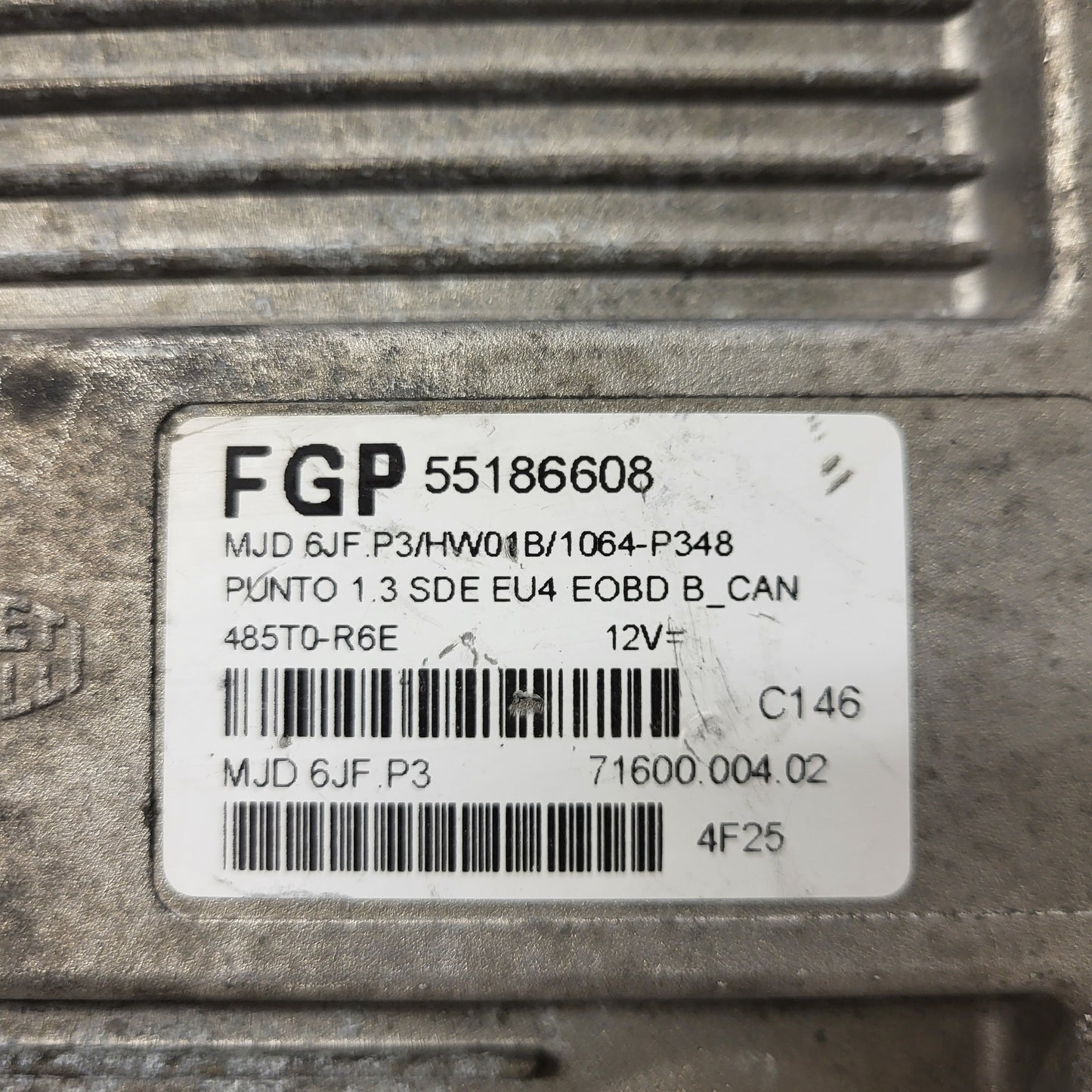 Fiat Punto 1.3 ECU / 55186608 / MJD 6JF.P3 / HW01B / MAGNETI MARELLI