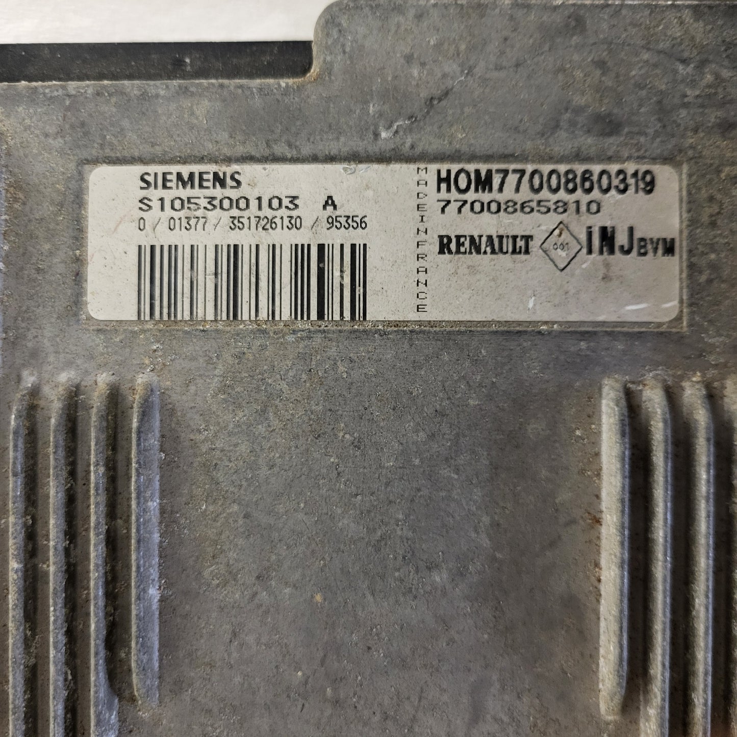 REANULT ECU / S105300103A / HOM7700860319 / 7700865810 / SIEMENS