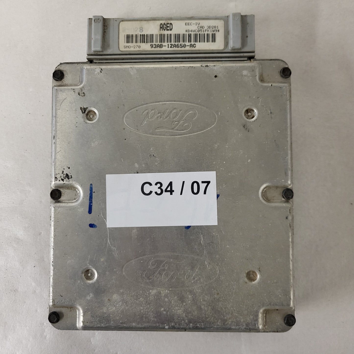 Ford Escort ECU / 93AB-12A650-AC / AGED / SMO-270 / EEC-IV