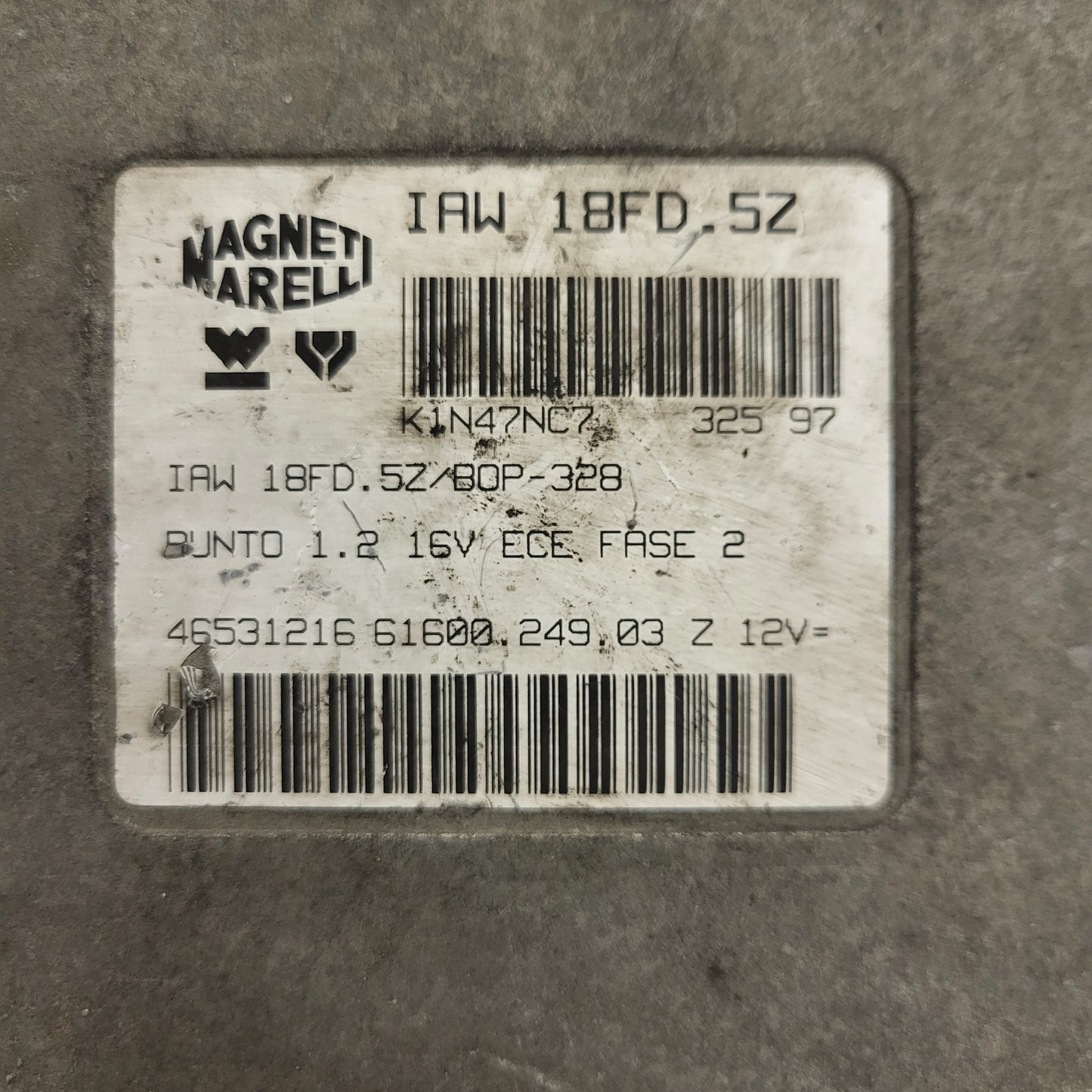 FIAT PUNTO 1.2 16V ECU / IAW 18FD.5Z / 46531216 / 61600.249.03 / MAGNETI MARELLI