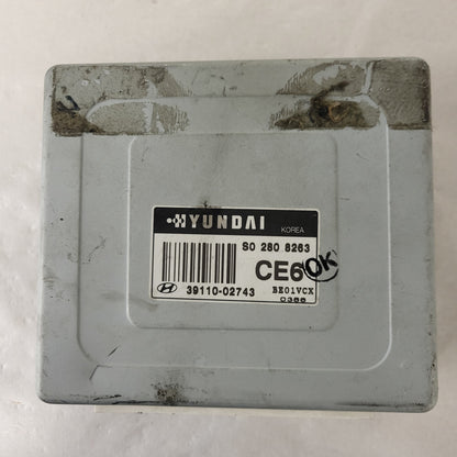 Hyundai ECU / 39110-02743 / S02808263 / CE6